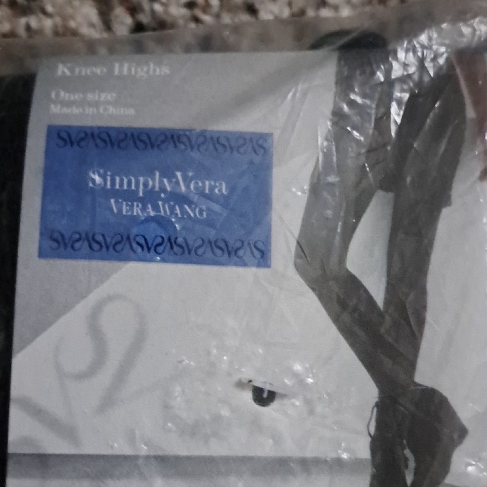 NWT Simply Vera Vera Wang Black Knee Highs